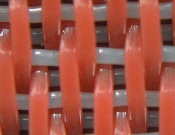 Flat polyester dryer fabric